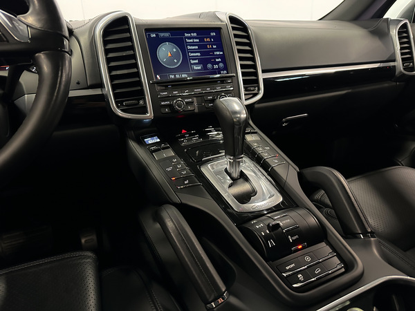 Porsche Cayenne, 2011, 3.0 dīzelis, automāts