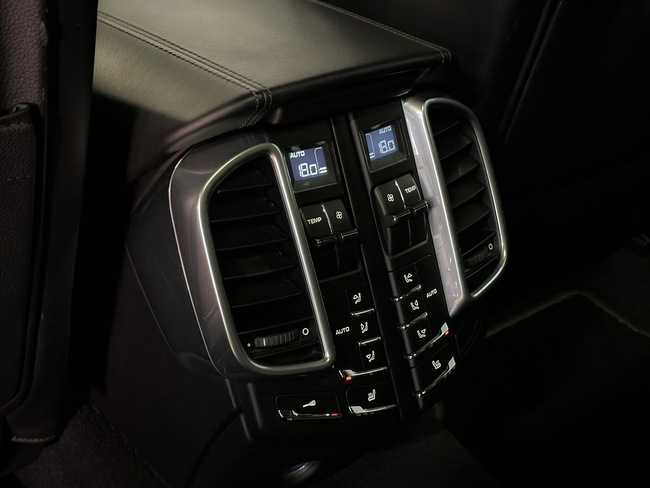 Porsche Cayenne, 2011, 3.0 dīzelis, automāts