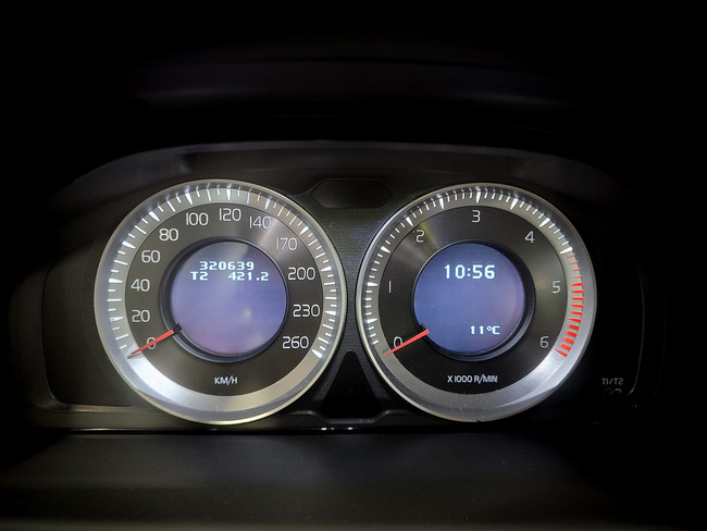 Volvo V70, 2012, 2.0 dīzelis, automāts