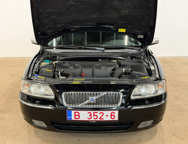 Volvo V70, 2005, 2.4 dīzelis, automāts