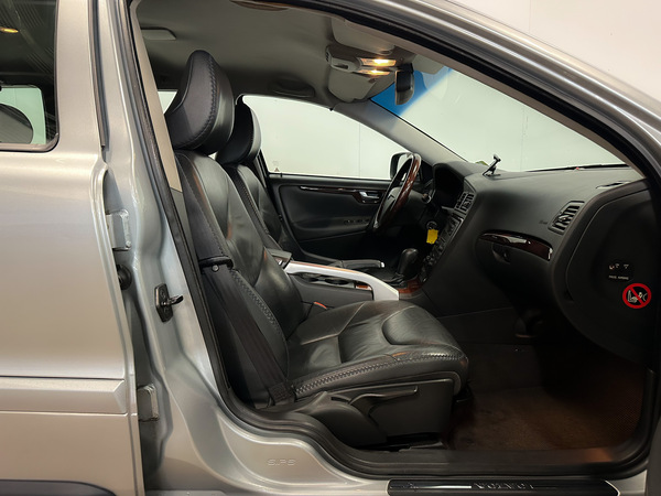 Volvo XC 70, 2007, 2.4 dīzelis, automāts