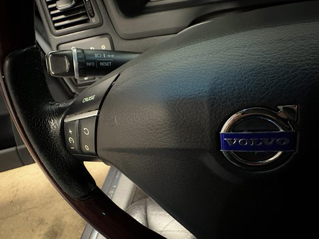 Volvo XC 70, 2007, 2.4 dīzelis, automāts